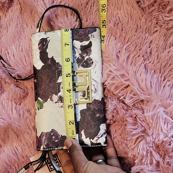 Wallet - Picture 5 of 10